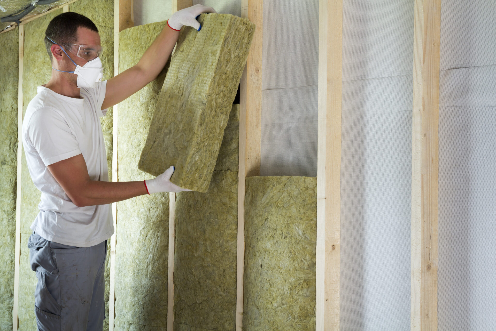 Are stud walls soundproof? Here's the truth - Ikoustic Soundproofing